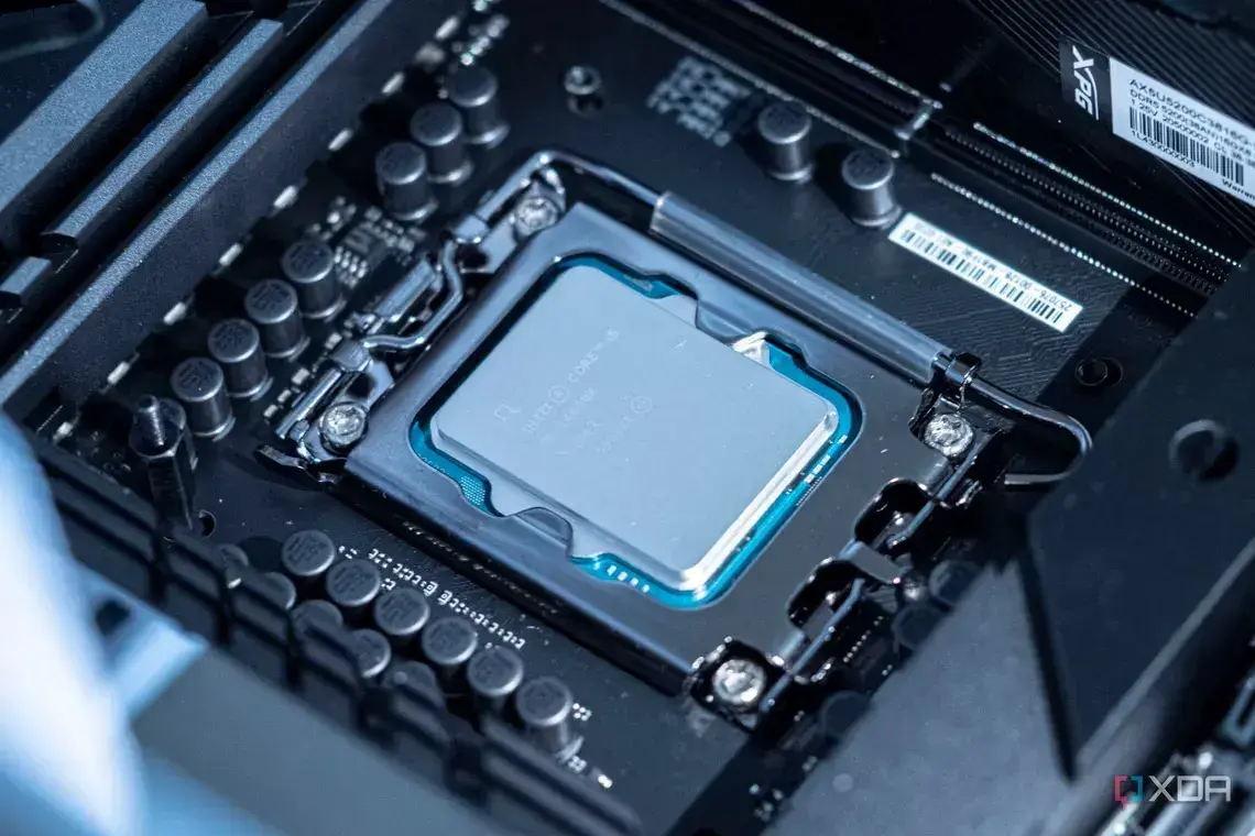 Intel 14th-Gen Desktop Processors Fall Short on Thunderbolt 5 Support