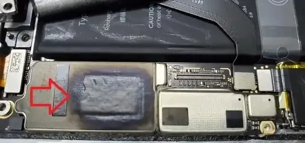 Burnt Marks Emerge on Pixel 6 Pro's Heat Sink After Just 10-Minute Phone Call