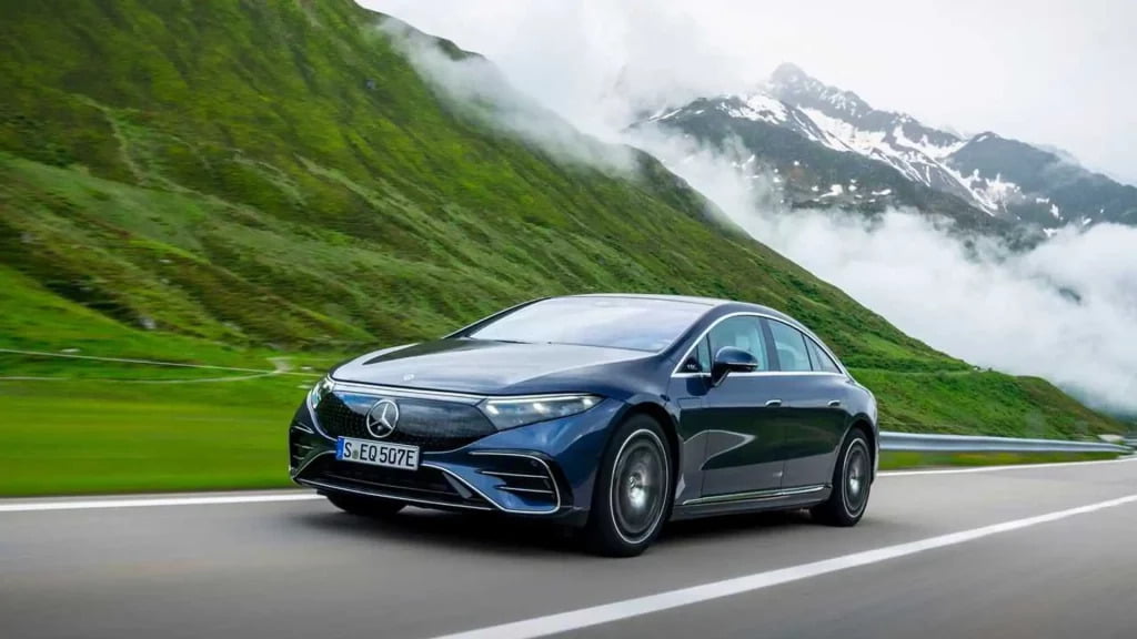 A Quantum Leap in Electric Vehicle Range: The 2024 Mercedes-Benz EQS