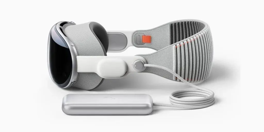 Belkin Produces Battery Clip for the Future Apple Vision Pro