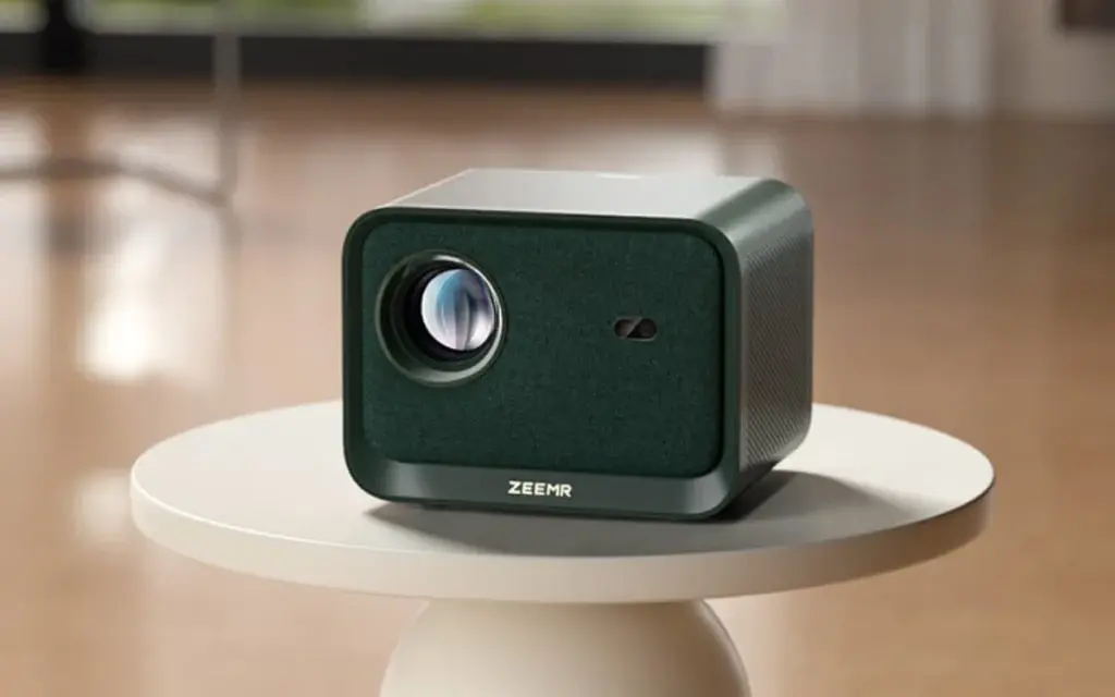 Zeemr Unveils Z2 Mini 1080p Projector: 650 ANSI Lumens, AI Features