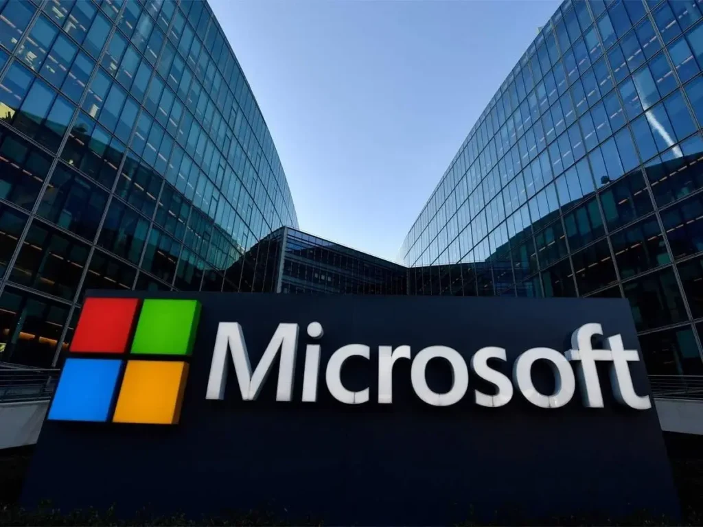 Microsoft Bans Android in China, Requires iPhones for Work