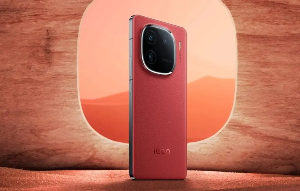 iQOO 12 Desert Red Special Edition Color Available in India