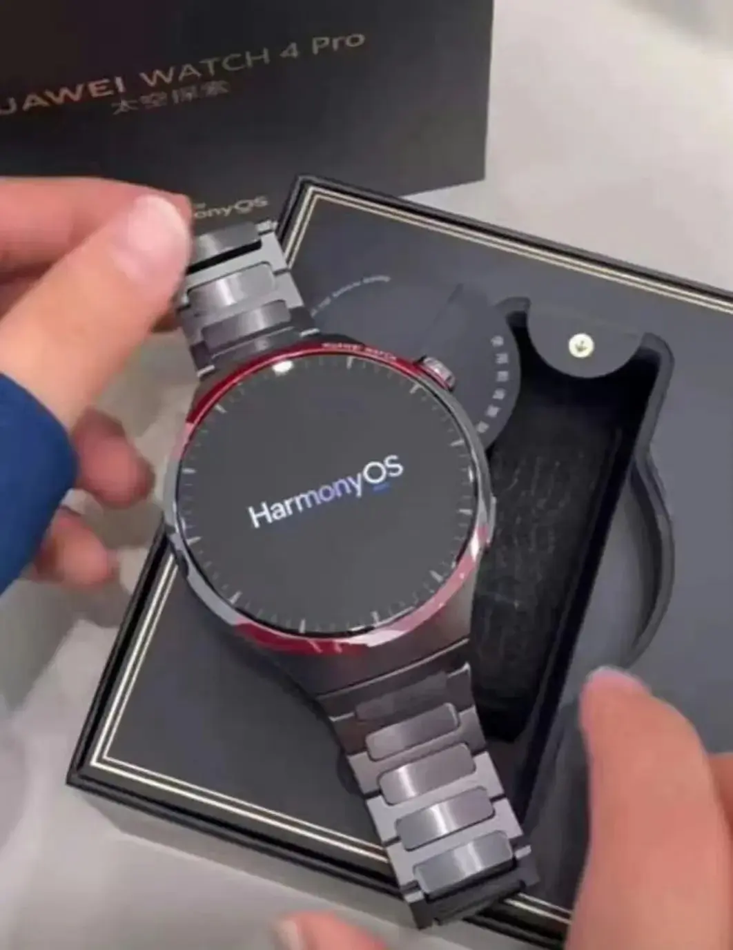 Huawei Watch 4 Pro Unveils Stylish New Red Color Option