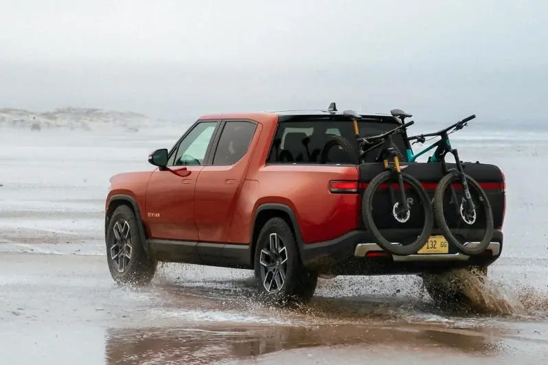 “Rivian Unveils 2nd-Gen R1T & R1S EVs: 1,025hp, 420-Mile Range”