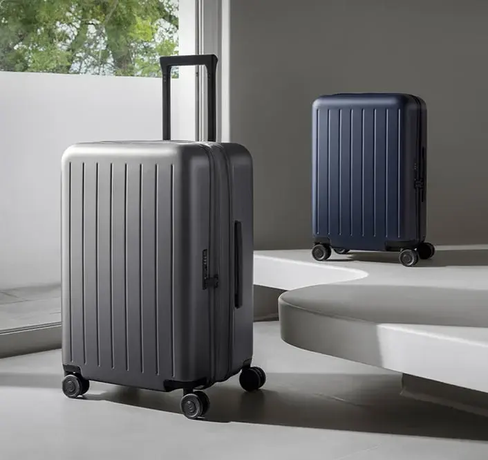 Xiaomi Unveils Mijia Expandable Suitcase in Two Sizes from $52