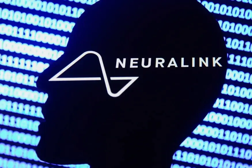 Elon Musk: Neuralink to Implant Chips in 1,000+ Patients by 2026