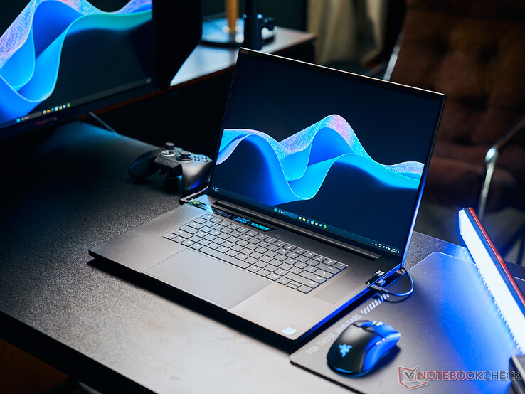 Razer Blade 18 Appears on Geekbench with Intel Arrow Lake HX and Nvidia GPU