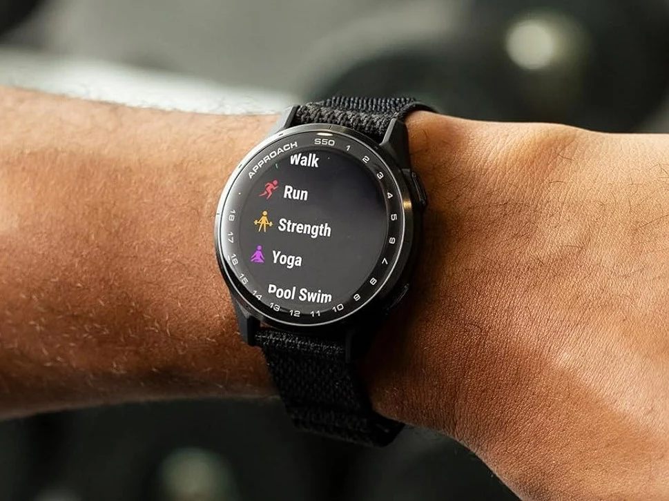 Garmin Approach S50 Smartwatch: Popular Features Now Available