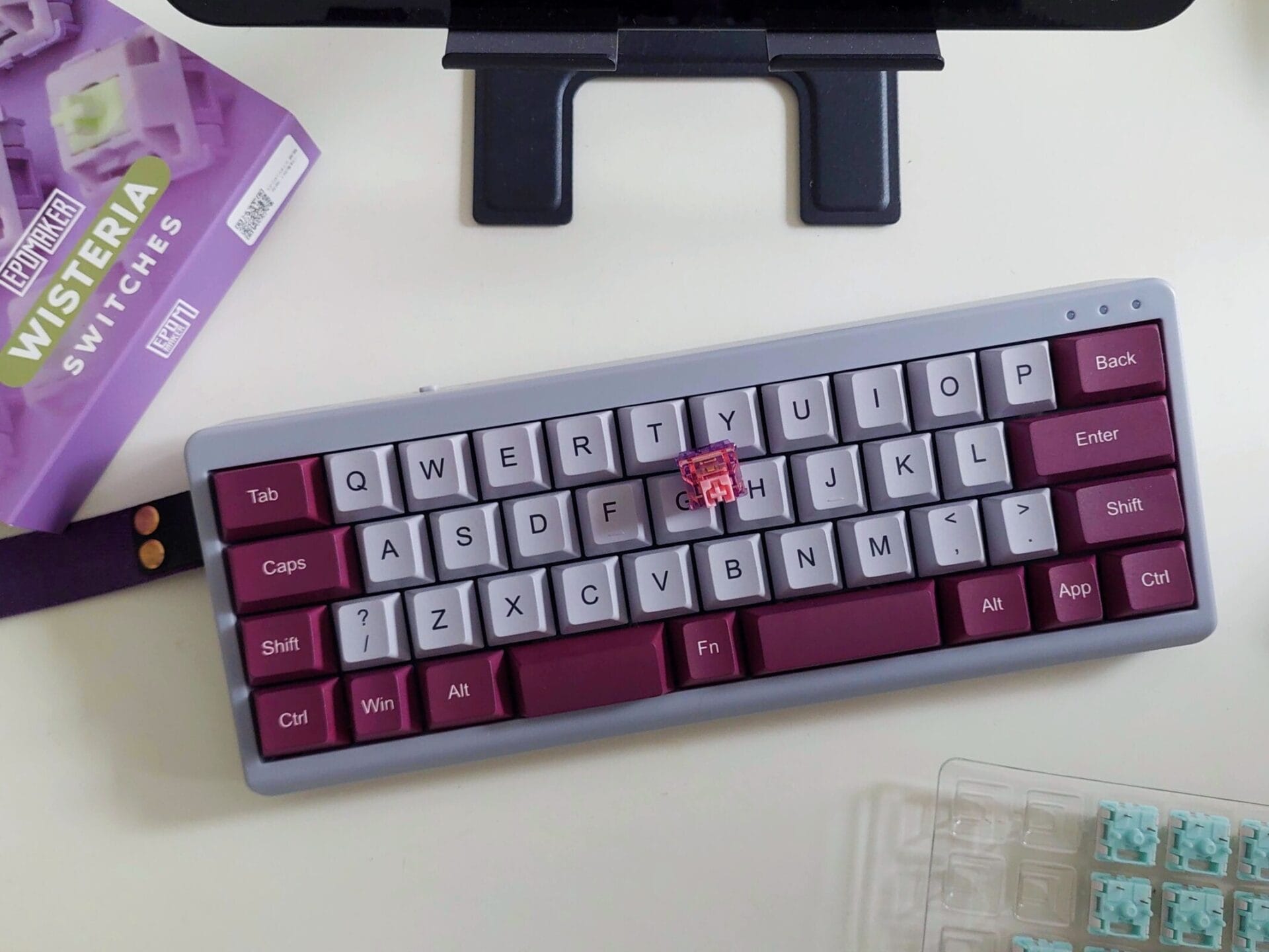 CheckMag: Epomaker TH40 Setup Guide for 40% Mechanical Keyboard