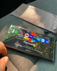 Sony Xperia XA2 Prototype Spotted with Unique Engravings