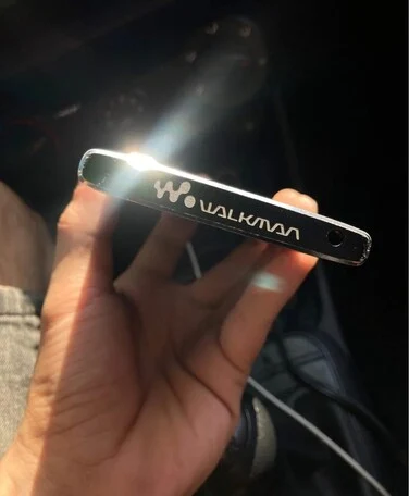 Sony Xperia XA2 Prototype Spotted with Unique Engravings