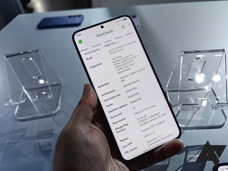Samsung Galaxy S25 Introduces Seamless Updates for Flagship Phones