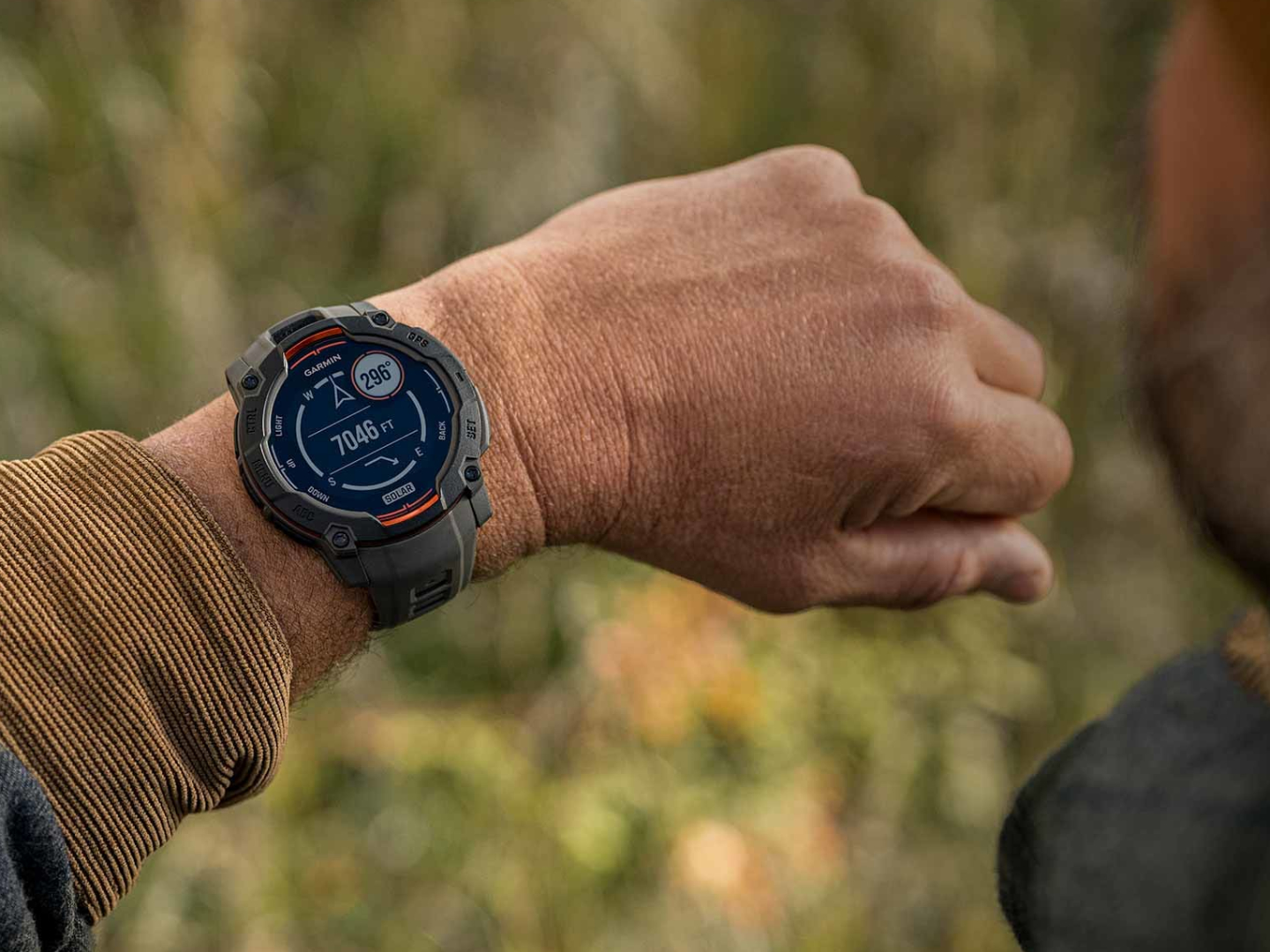 Garmin Instinct Smartwatches: New AMOLED & MiP Display Options