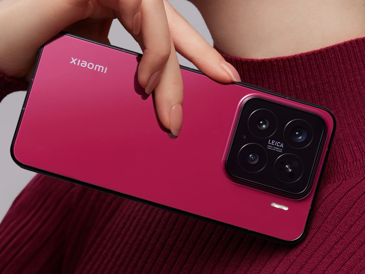 Xiaomi 15 Refresh Launches with SU7-Inspired Special Edition Design
