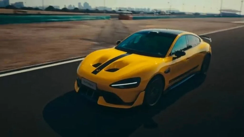 Xiaomi 15 Ultra Captures Record-Breaking Car Performance