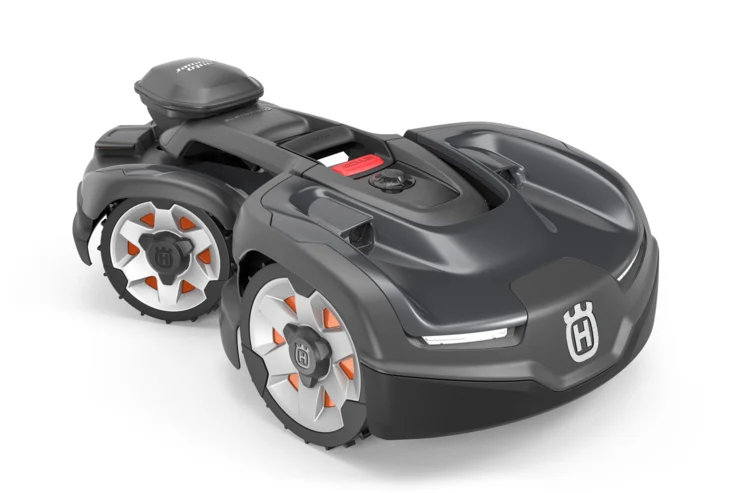 Husqvarna Launches New Wireless Automower Models 305E, 405XE, 435X AWD