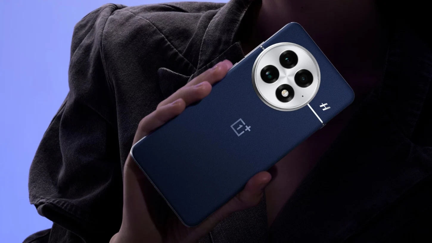 OnePlus 13T Features Balanced Weight with Large Battery Design