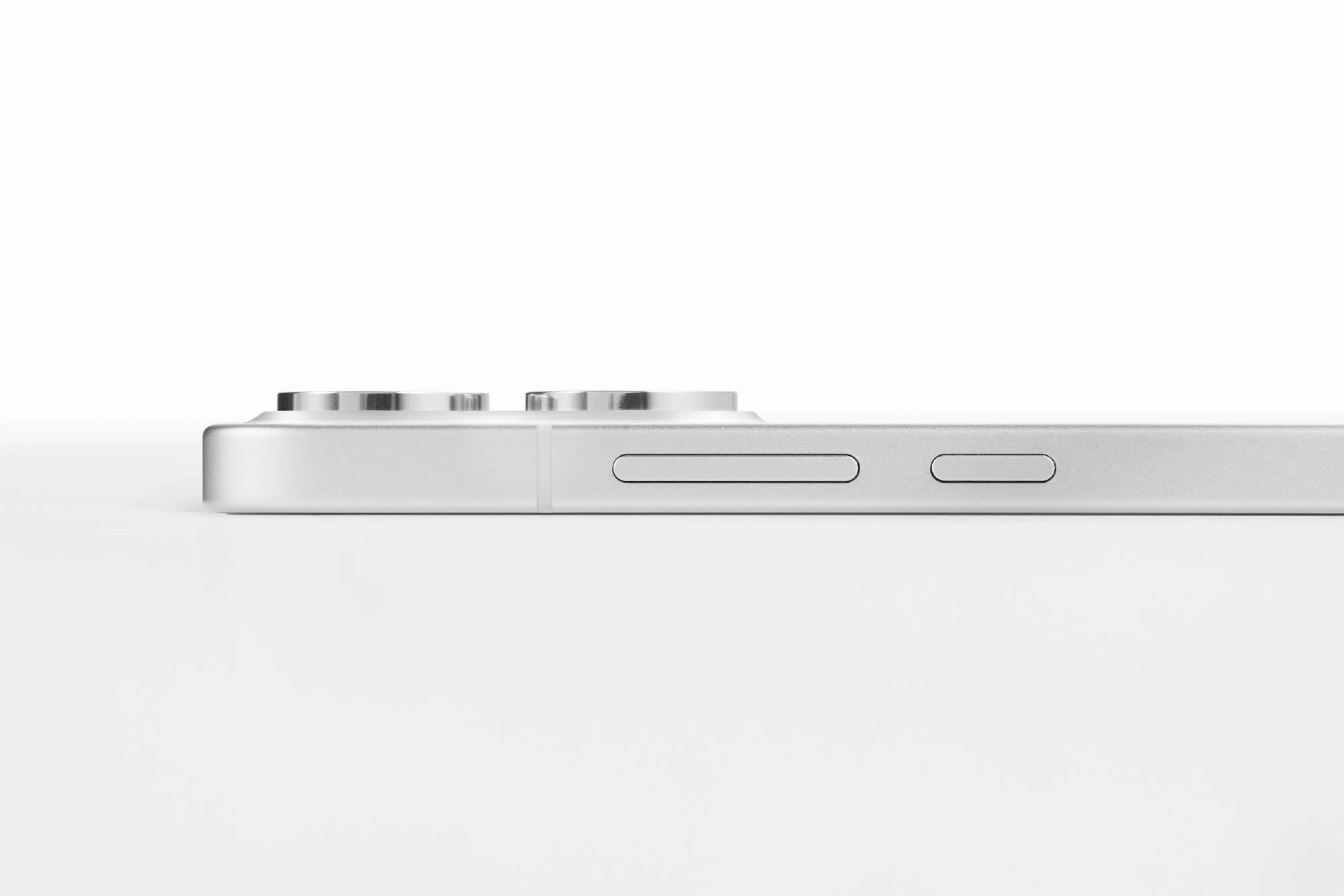 Oppo Reno 14 First Images Released, Launch Expected in May