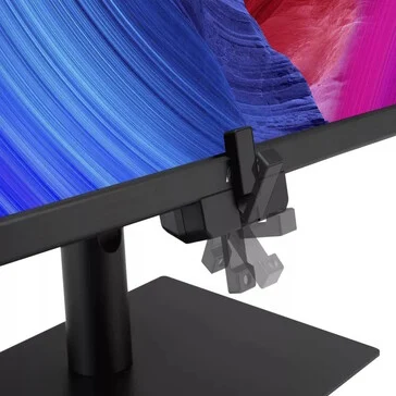 Asus ProArt PA27UCGE: 4K Color-Accurate Monitor at 160Hz