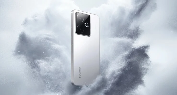 Realme GT7 Launch: $355 Flagship with 6,500 Nits Display, 7,200 mAh Battery