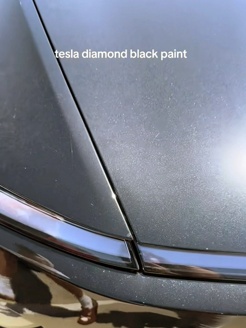 New Model Y in Diamond Black & Deep Blue Metallic Colors