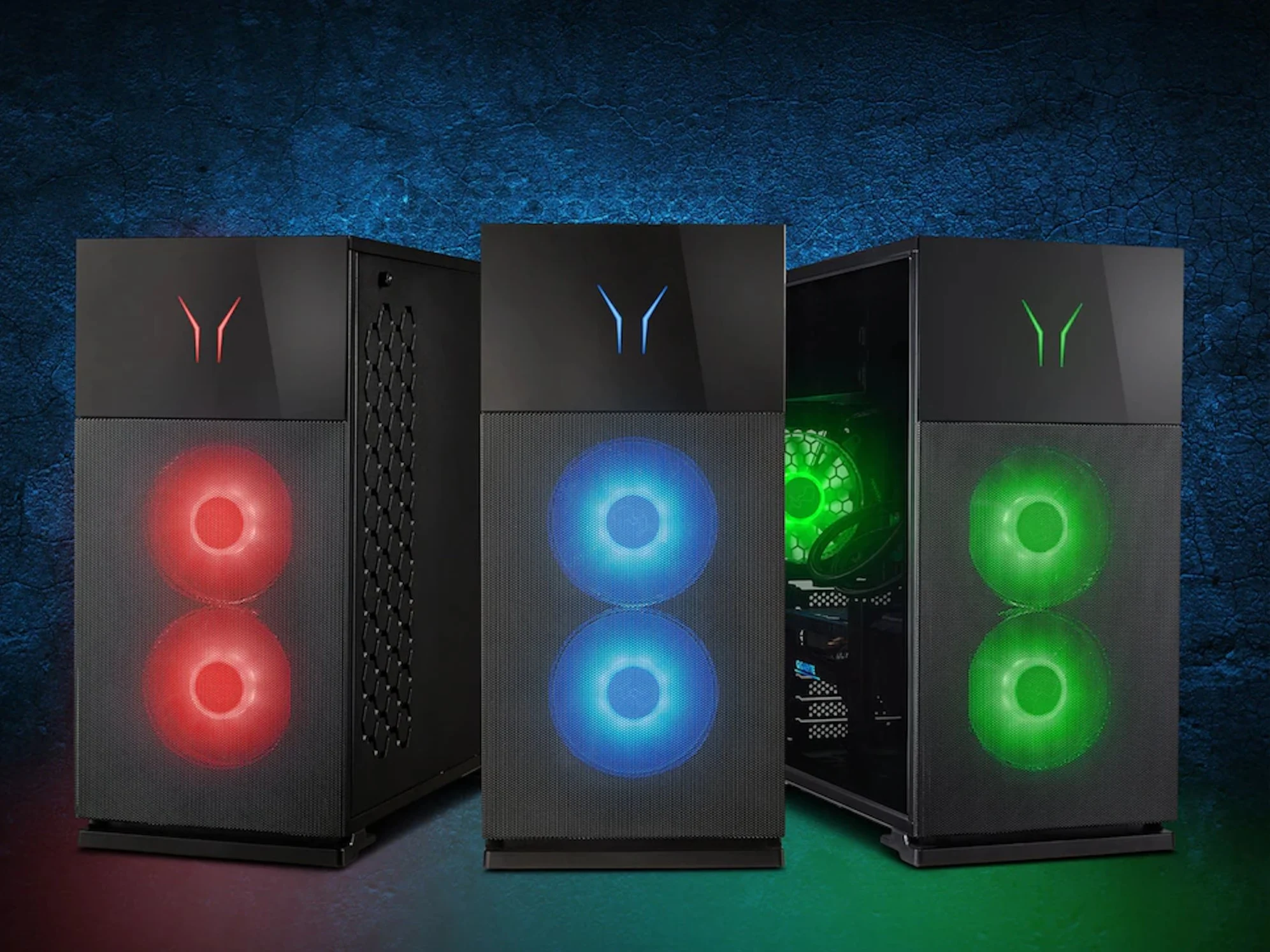 Erazer Hunter X30: New RTX 5070 Ti Gaming PC with Water Cooling