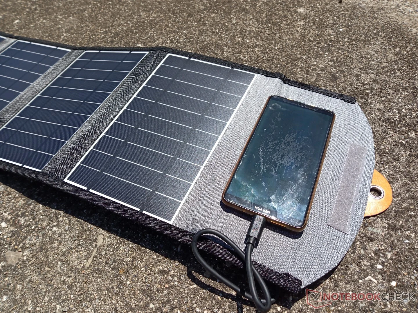 Organic Solar Battery Stores Sunlight for 48 Hours Using Water