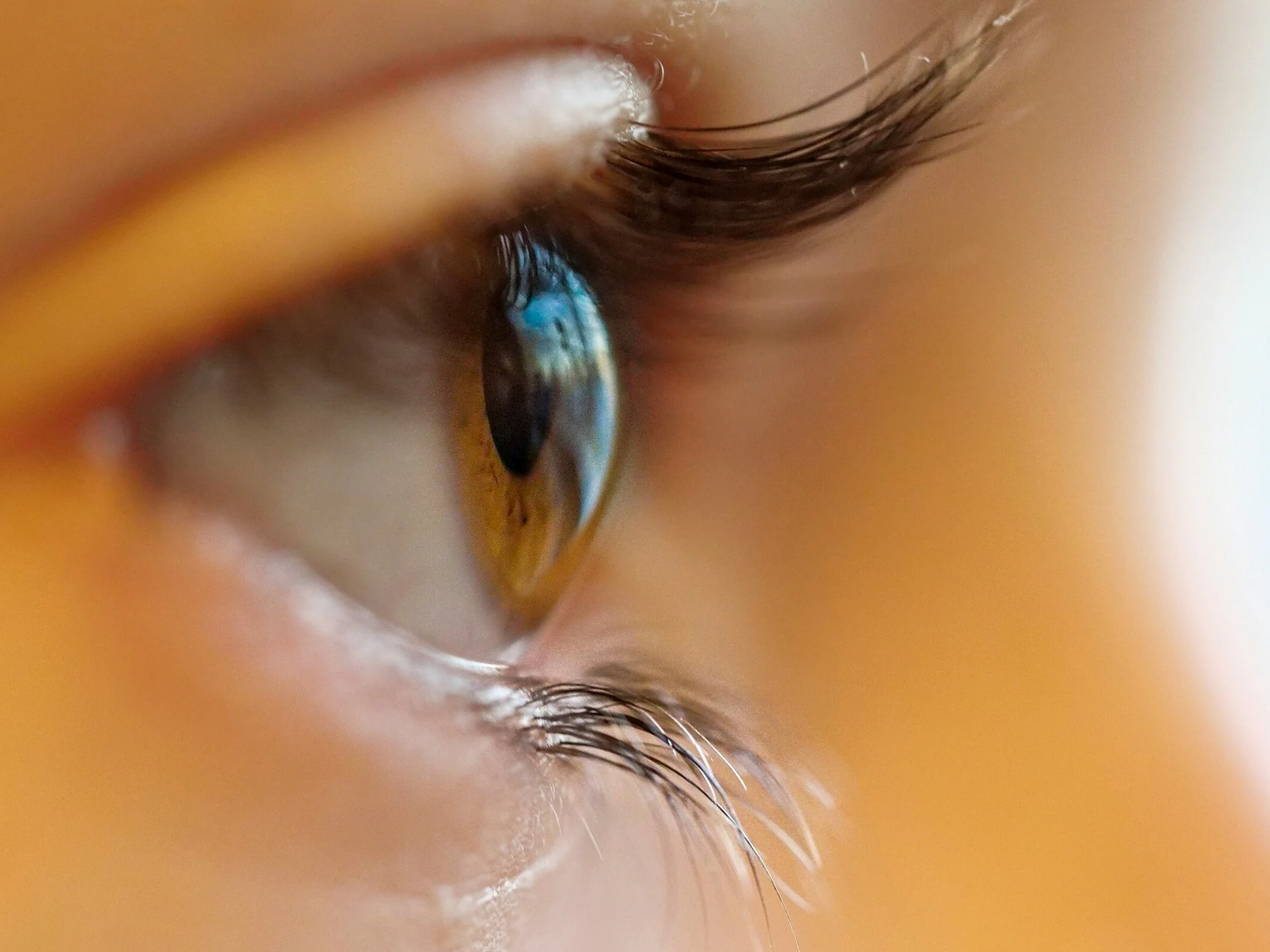 Infrared Vision Contact Lenses Enhance Color Perception