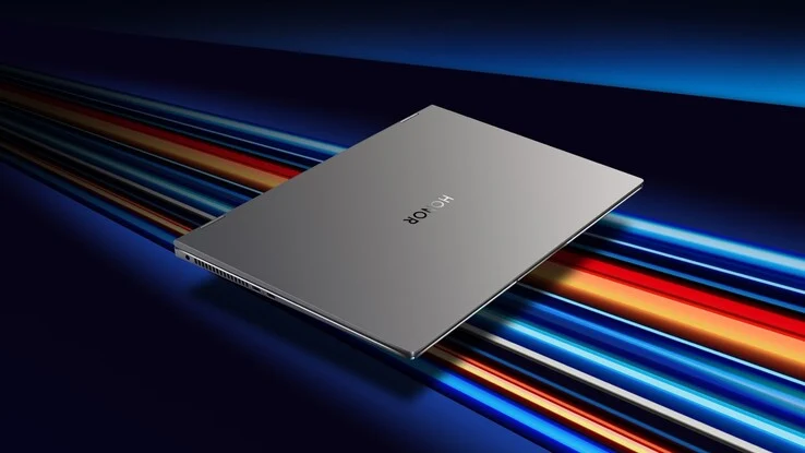 Honor MagicBook Pro 16: 165Hz 3K Display & RTX 5070 Laptop