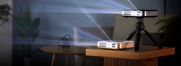 Kodak Luma 500: Compact WiFi Projector with Built-in Battery