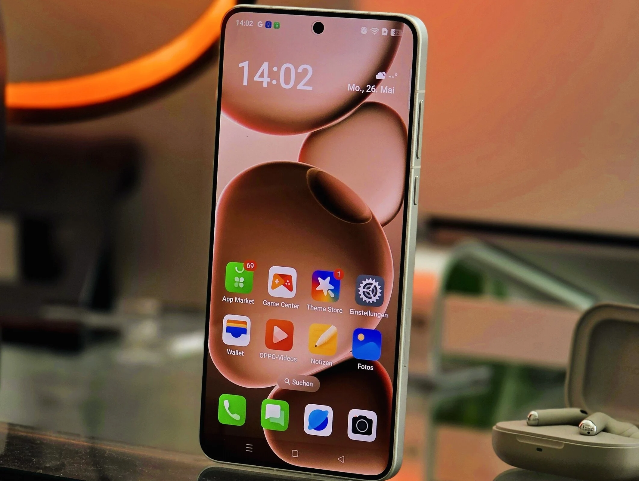Oppo Find X8 Ultra Review: A High-End Smartphone for Everyone