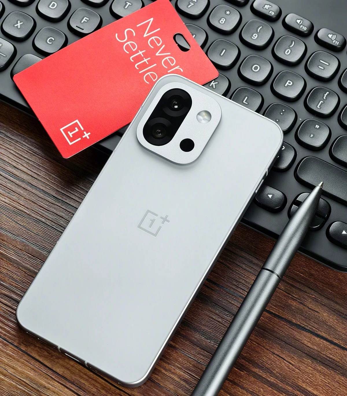 OnePlus 13T Sales Surge: Rising Demand for Premium Compact Phones