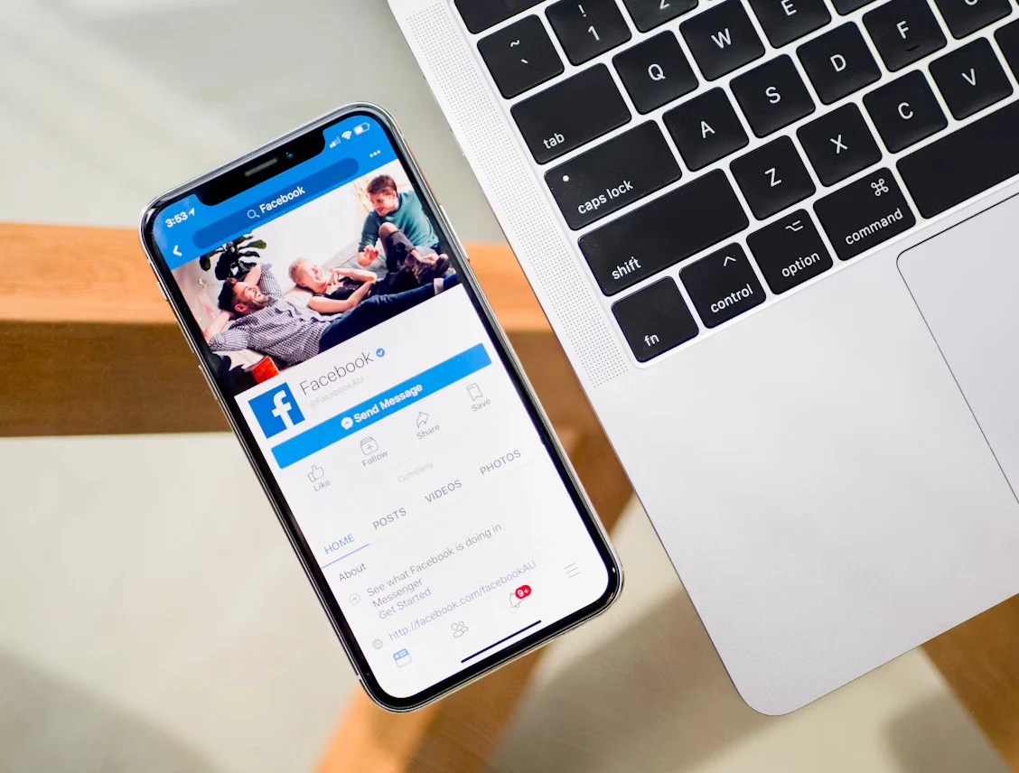 Facebook Accused of Spying on Users Even When App Is Closed