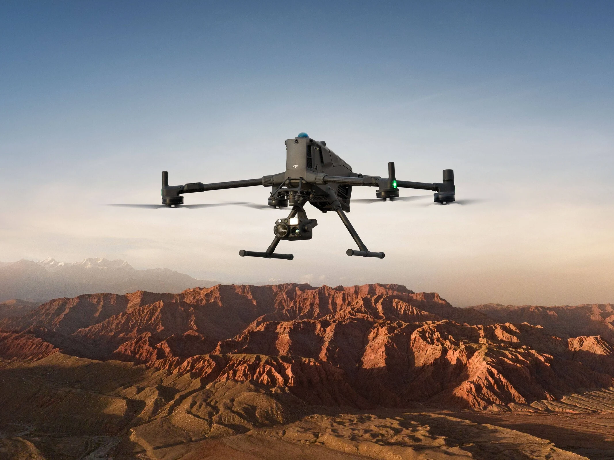 DJI Matrice 400: Drone with 60-Min Flight and 25-Mile Video Range
