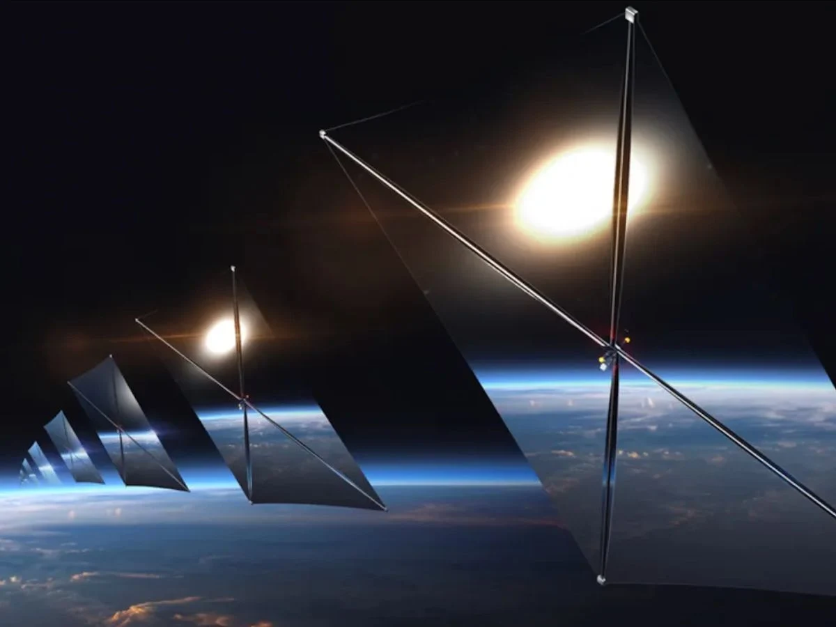 Giant Mirror to Redirect Space Light Back to Earth