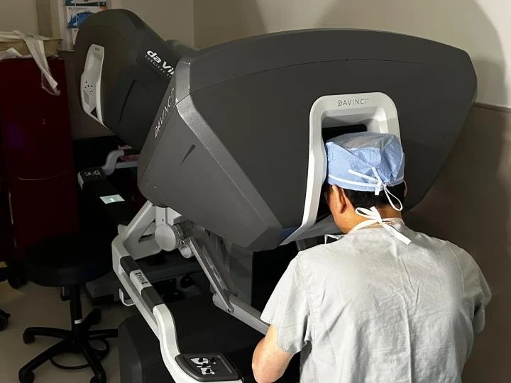 First Fully Robotic Adult Heart Transplant by U.S. Surgeons