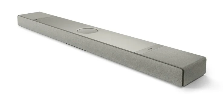 KEF XIO Dolby Atmos Soundbar: 12 Speakers, 820W, Wireless Subwoofer