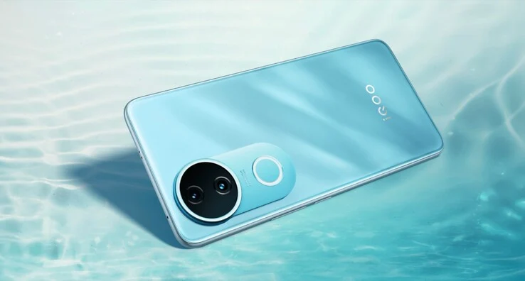 Vivo iQOO Z10R: Thin Mid-Range Phone with 5700mAh Battery