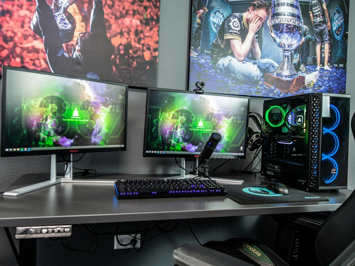 30-Year-Old Gamer Regrets 16-Hour PC Days and Junk Food