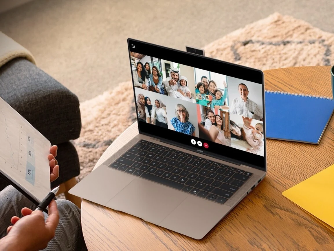 Honor MagicBook Art 14 Now Available for Purchase in Europe