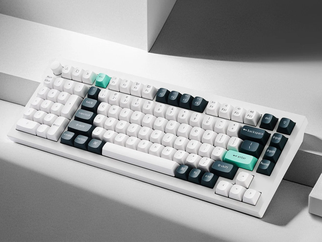 Keychron’s Wireless Gaming Keyboard: Num Pad and Hall-Effect Switches