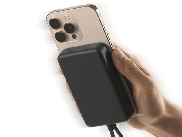 Xiaomi Magnetic Power Bank with Built-in Cable Now Available