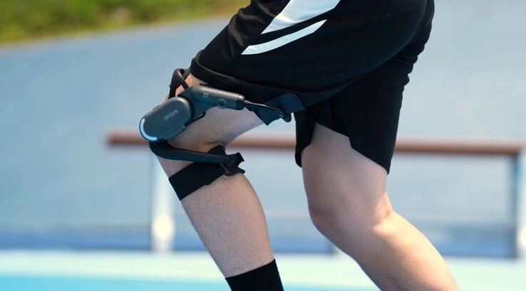 Dnsys Z1 Knee Exoskeleton Enhances Daily Mobility and Movement