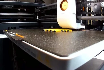 Snapmaker U1: Fast 3D Printer with Four Toolheads for Easy Swaps