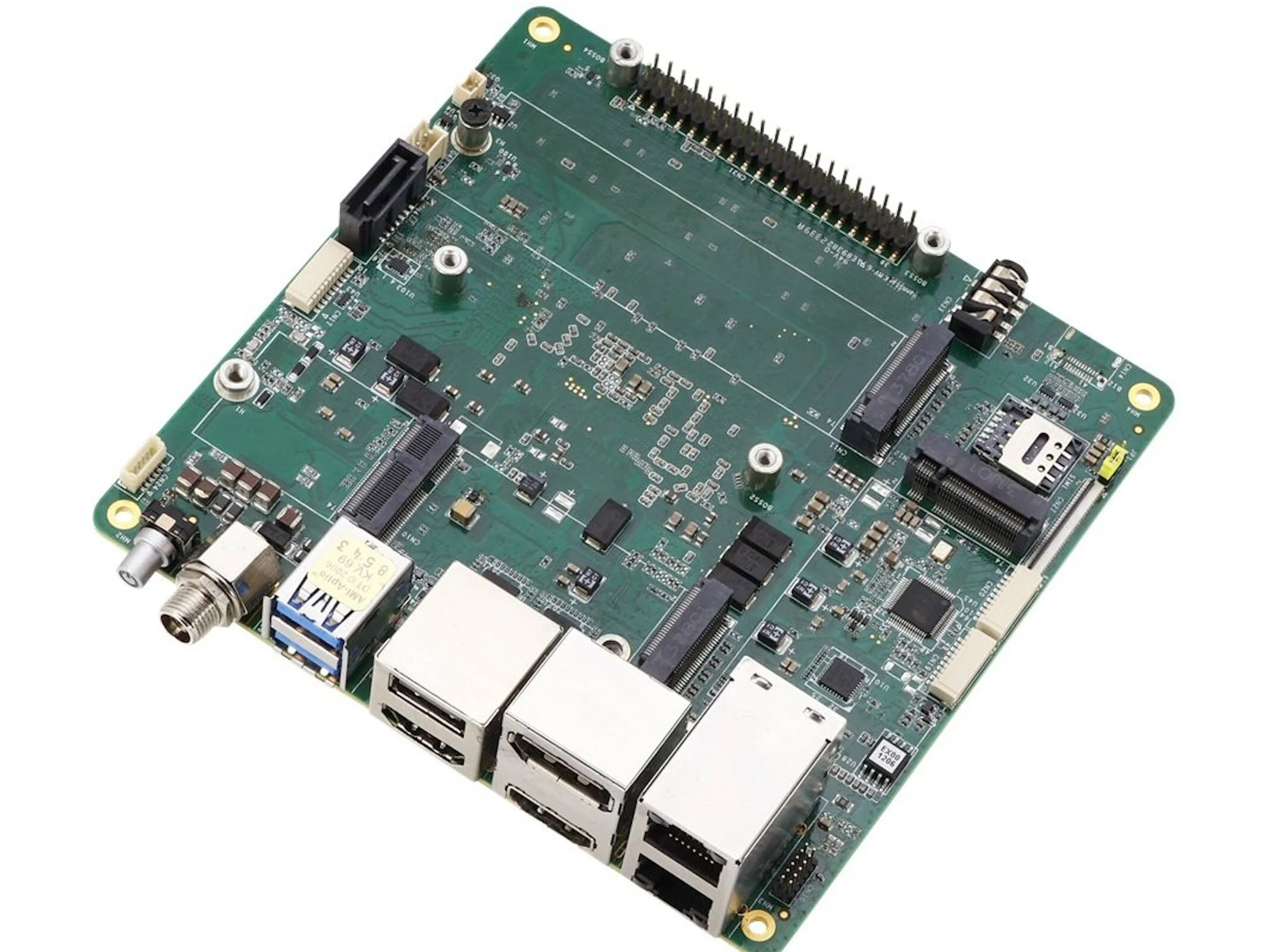 High-Performance Raspberry Pi 5 Alternative with Intel Core Ultra 7