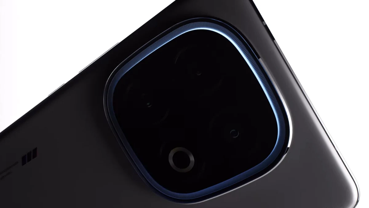 iQoo 15 Mini Launch Date and Chipset Details Revealed