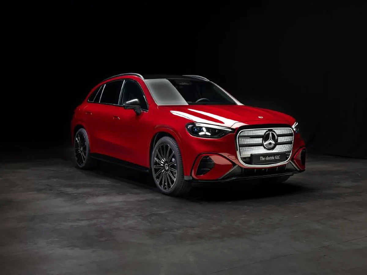 Mercedes GLC Outshines BMW iX3 and Model Y with Modular Battery
