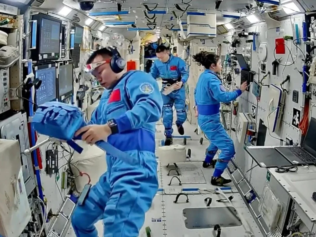 Astronauts May Soon Wash Clothes in Space with New Machine