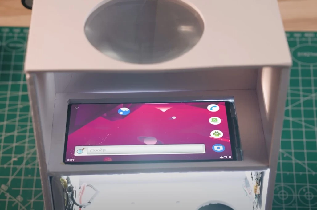 Best Hardware Hacks: CheckMag Pico Projector & VapeServer